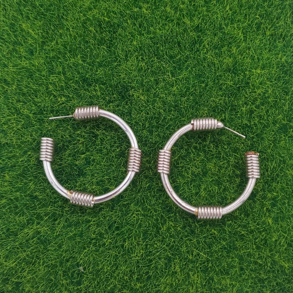 Stunning Wired Estate Hoop Earrings E1003